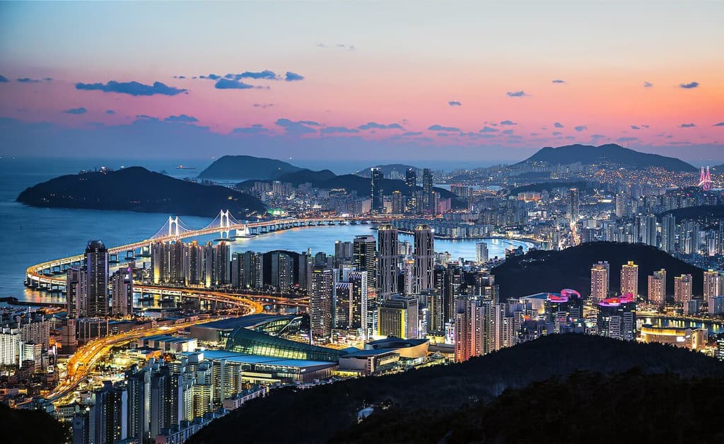 Highest temperature in Busan on August 15? card icon