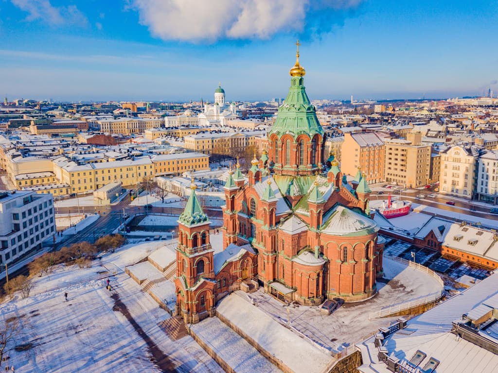 Highest temperature in Helsinki on August 15? card icon