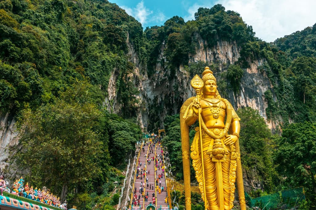 Highest temperature in Kuala Lumpur on August 15? card icon
