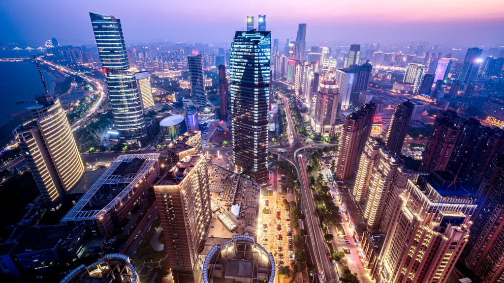 Highest temperature in Wuhan on August 15? card icon