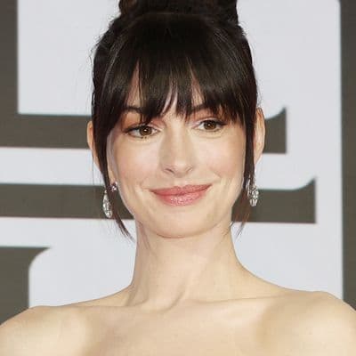 icon for Will Anne Hathaway win Best Supporting Actress at the 99th Academy Awards?