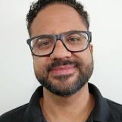 icon for Professor Guilherme Amorim