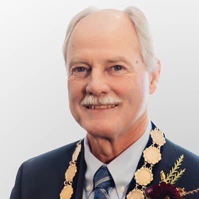 icon for Will Victor Cumming win the 2026 Vernon mayoral election?