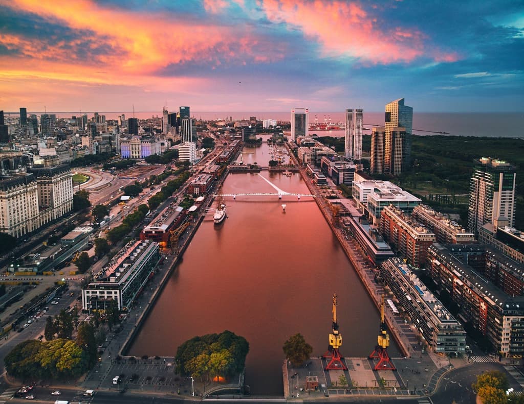 Highest temperature in Buenos Aires on August 15? card icon