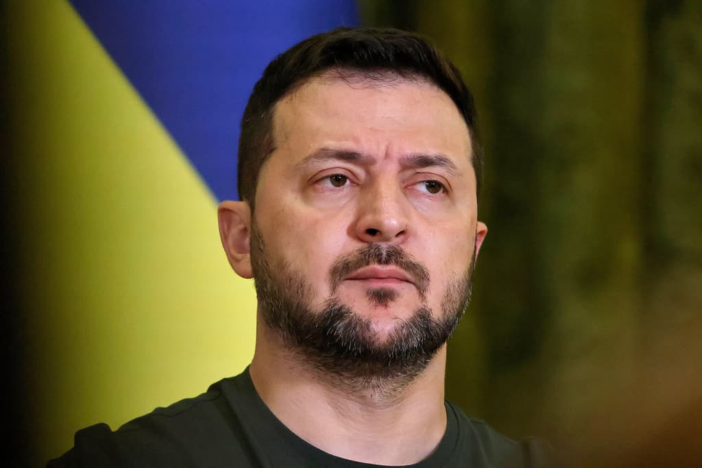 icon for Zelenskyy out as Ukraine president by end of 2026?